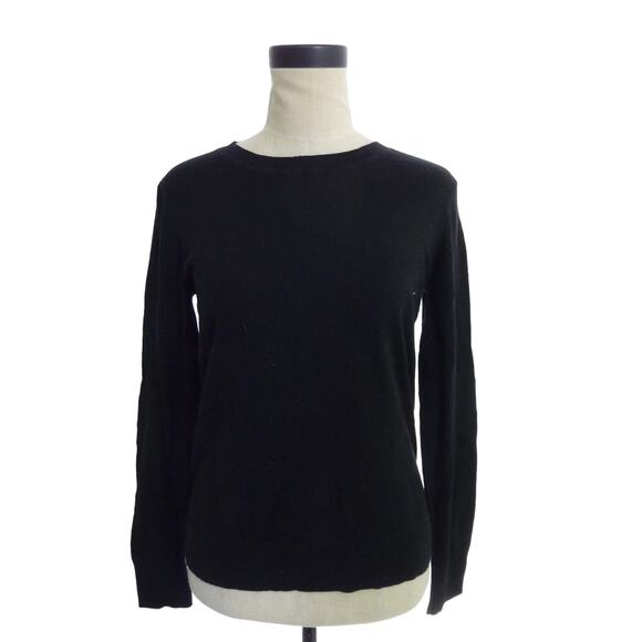 Banana Republic Lightweight Black Sweater Top Medium - Picture 1 of 5